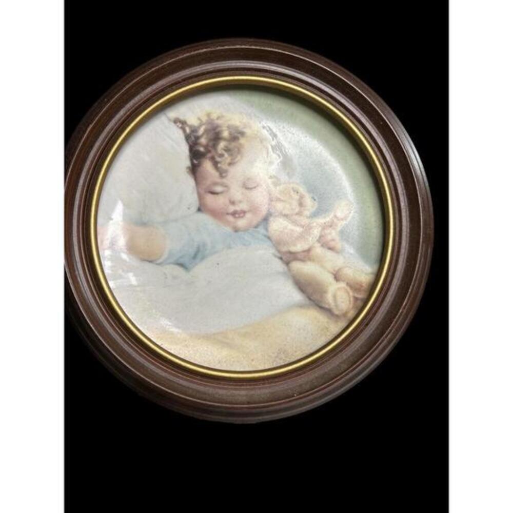 Vintage 1987 Happy dreaming decorative 8” plate